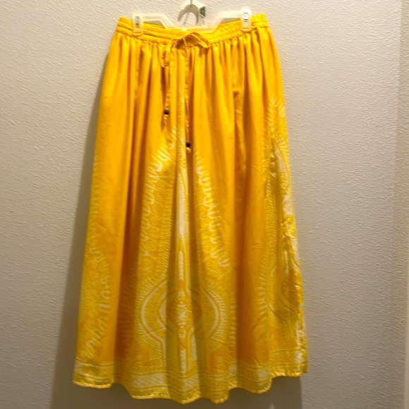 Uncategorized women’s full gathered XL swing skirt, elastic waist band & tie. - Picture 4 of 5